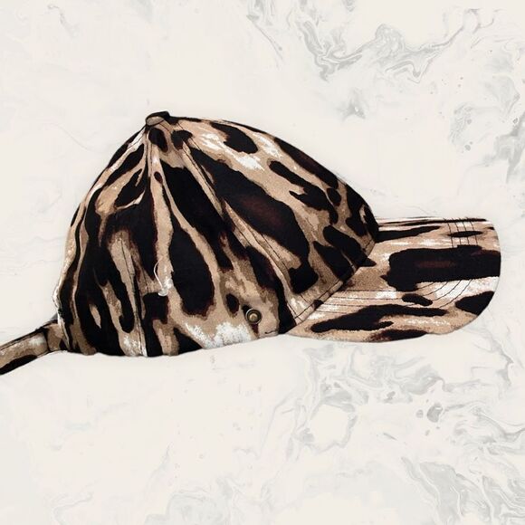 NWOT Chic Tweak Leopard Print Baseball Hat Cap with Plastic Face Shield Snap - O - Picture 1 of 7